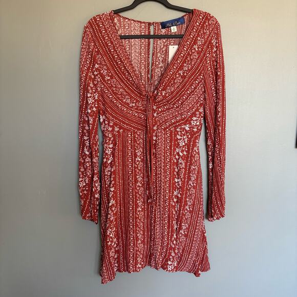 Long Sleeve Floral Print Short V Neck NWT Dress - Picture 1 of 4